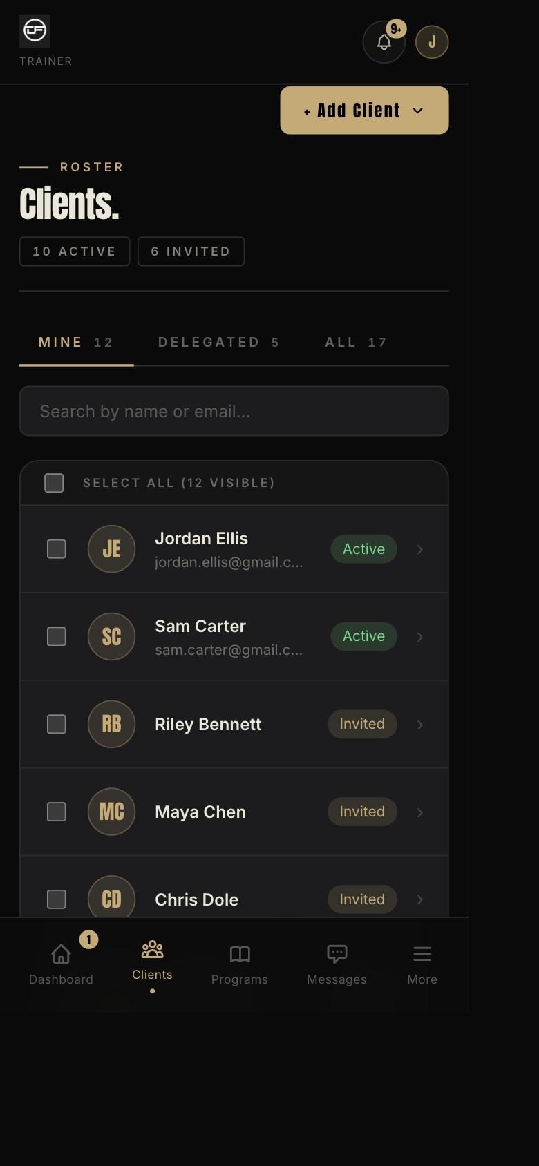 Z6 coach roster with active and invited clients and live status